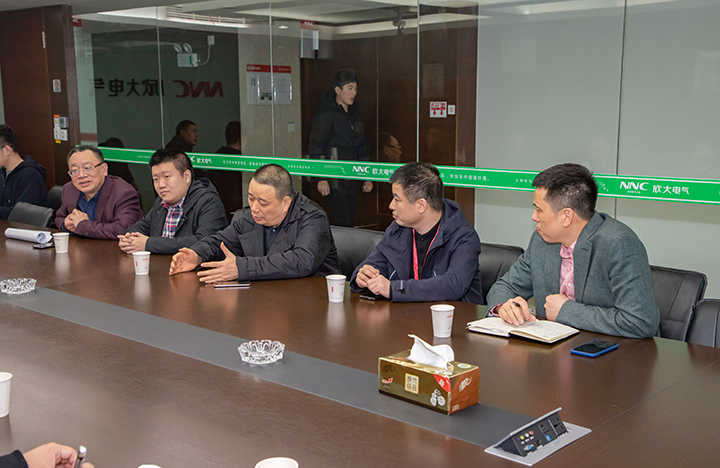 董事長胡志興發表講話