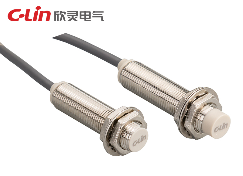 LJA12長圓柱型電感式接近開關