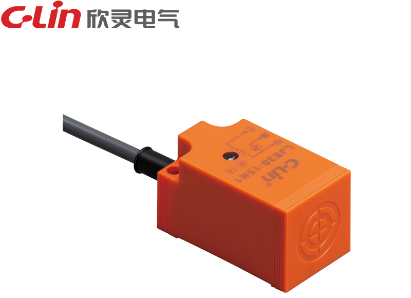 LJE30角柱型電感式接近開關(guān)